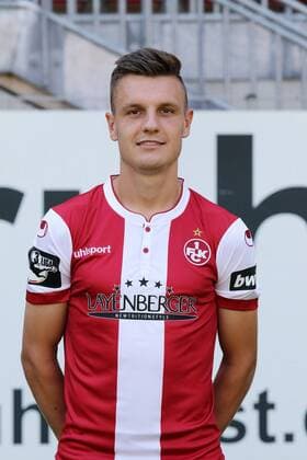 Gino Fechner 1 FC Kaiserslautern 3 Liga Portraittermin 2018 2019 GER 1 FC Kaiserslautern Team photo and Portaettermin 2018 2019 Kasierslautern Copyright: xEIBNER eerx EP_EER
