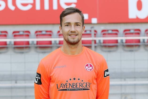 Jan Ole Sievers 1 FC Kaiserslautern 3 Liga Portraittermin 2018 2019 GER 1 FC Kaiserslautern Team photo and Portaettermin 2018 2019 Kasierslautern Copyright: xEIBNER eerx EP_EER