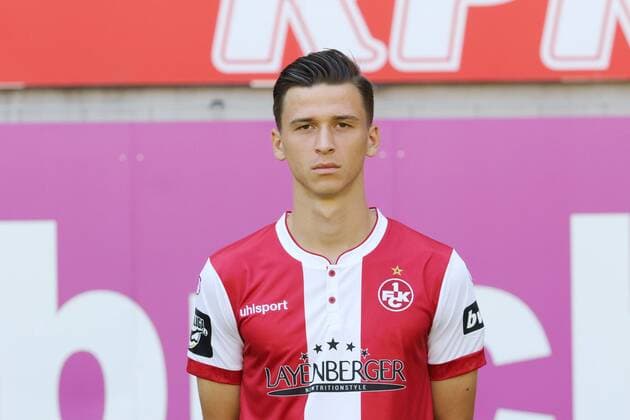 Theo Bergmann 1 FC Kaiserslautern 3 Liga Portraittermin 2018 2019 GER 1 FC Kaiserslautern Team photo and Portaettermin 2018 2019 Kasierslautern Copyright: xEIBNER eerx EP_EER