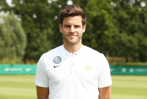 Rehab coach Athletiktrainer Christoph Tebel Sport Football Soccer DFL first 1 Bundesliga Mens Season 2018 2019 20 07 2018 VfL Wolfsburg Team photo Portrait date Squad Portrait Presentation Presentation Press event
