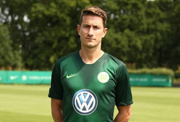Paul Verhaegh Sport Football Soccer DFL first 1 Bundesliga Mens Season 2018 2019 20 07 2018 VfL Wolfsburg Team portrait Portrait date Squad Portrait Presentation Presentation Press event