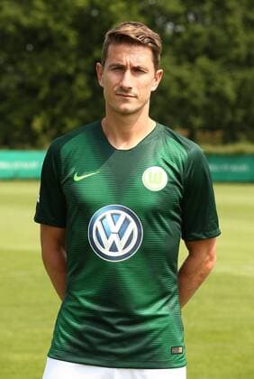Paul Verhaegh Sport Football Soccer DFL first 1 Bundesliga Mens Season 2018 2019 20 07 2018 VfL Wolfsburg Team portrait Portrait date Squad Portrait Presentation Presentation Press event
