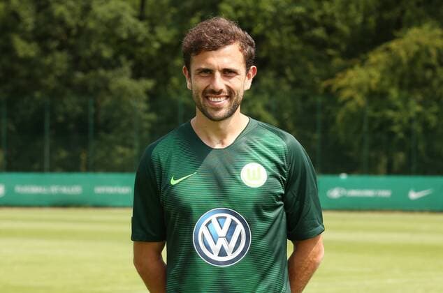 Admir Mehmedi Sport Football Soccer DFL first 1 Bundesliga Mens Season 2018 2019 20 07 2018 VfL Wolfsburg Team photo Portrait date Squad Portrait Presentation Presentation Press event