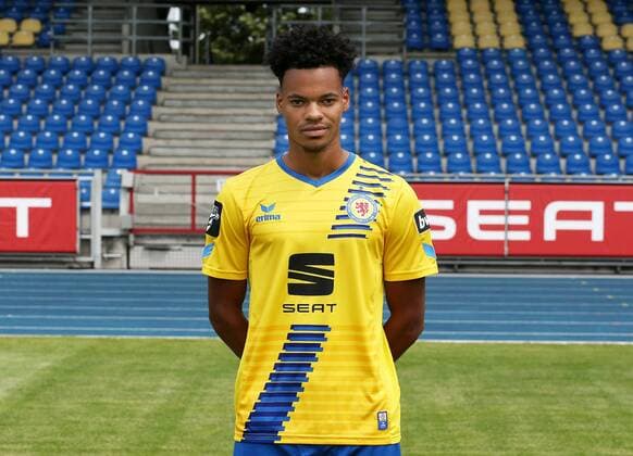 Ayodele Adetula Eintracht Braunschweig