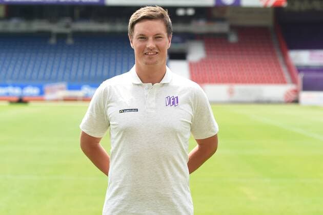 Football 3 League Portrait Date 2018 2019 VfL Osnabrück on 10 07 2018 at the Bremen Bridge in Osnabrück Co Manager Merlin Polzin VfL Osnabrueck MT
