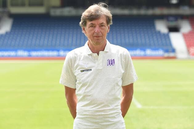 Football 3 League Portrait Date 2018 2019 VfL Osnabrück on 10 07 2018 at the Bremen Bridge in Osnabrück Physiotherapist Guenter Guenter Schroder Schroeder VfL Osnabrueck MT