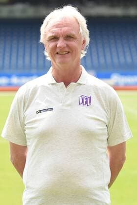 Football 3 League Portrait Date 2018 2019 VfL Osnabrück on 10 07 2018 at the Bremen Bridge in Osnabrück Sports psychologist Manfred Glüsenkamp Gluesenkamp VfL Osnabrueck MT