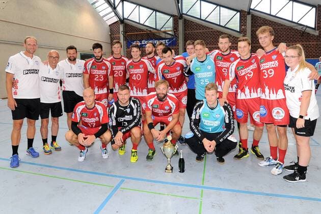 Tournament winner TSV Lemgo handball men preparation tournament Esslingen market place finals 21 07 2018 Photo TBaur Eibner Fuechse Berlin vs TBV Lemgo Esslingen Copyright: xEIBNER TobiasxBaurx EP_TBR
