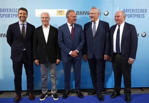 Franz Beckenbauer is awarded Sportsman of Bavaria Franz Beckenbauer is awarded Sportsman of the Century by Thomas Hitzlsperger Franz Beckenbauer Karl Heinz Rummenigge Minister of the Interior Joachim Herrmann and Uli Hoeneß Münchdn Bavaria Germany BMW Welt