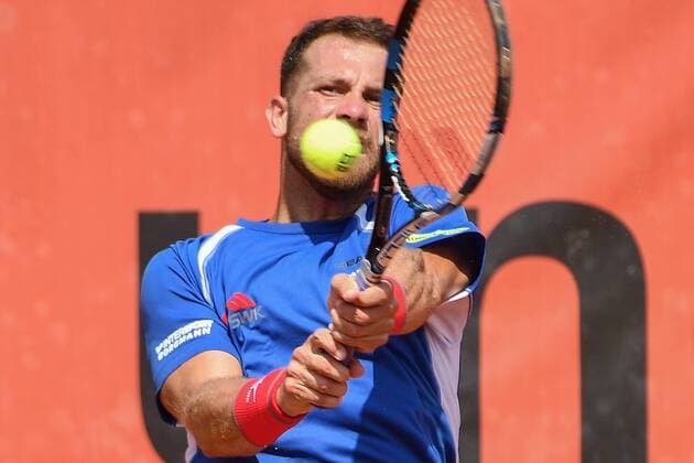 GER 1 Tennis Point Bundesliga Men Badwerk Gladbacher HTC vs HTC Blue White Krefeld e V 22 07 2018 Badwerk Gladbacher HTC GER 1 TP BL Badwerk Gladbacher HTC vs HTC Blue White Krefeld e V in the picture Ojeda Lara Ricardo ESP on the backhand nph Mauelshagen nph00321