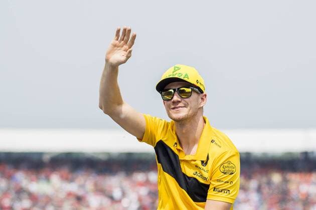 Motorsport Formula 1 Season 2018 2019 Race on Sunday 22 07 2018 at the Hockenheimring in Hockenheim Germany Nico Hülkenberg Huelkenberg Renault Sport Formula One Team beckons to the fans Copyright: xInderliedx