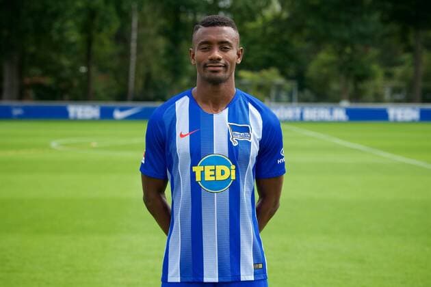 Salomon Kalou Hertha BSC Berlin 1 BL DFL Portrait Date 2018 2019
