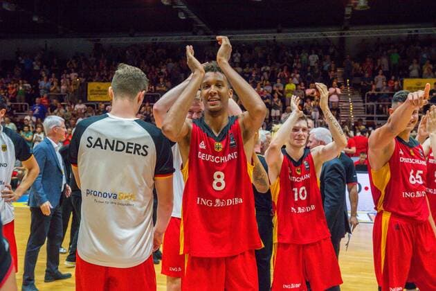 GER Basketball EM 2018 U20 men men in Chemnitz match for 3rd place Germany vs France 22 07 2018 Chemnitz GER GER basketball EM 2018 U20 men men in Chemnitz match for 3rd place Germany vs France in picture Cheers of the German national team after the 80 71 win over France and reaching the 3 place at the basketball championship 2018 of the best placing ever Louis Olinde 8 Germany Ferdinand Zylka 10 Germany Filip Stanic 65 Germany nordphotoxDostmann nph00325