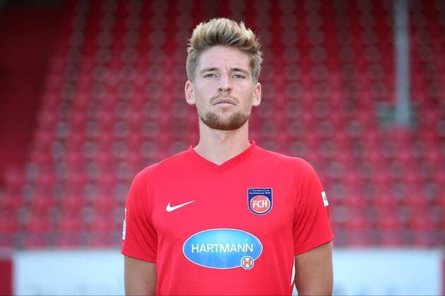 Kolja Pusch 1 FC Heidenheim 27 1 FC Heidenheim 2 Bundesliga Portraettermin 2018 2019 1 FC Heidenheim 2 Bundesliga Portraettermin 2018 2019 060 07 18 Heidenheim Copyright: xLangerx xEibner-Pressefotox EP_HLR