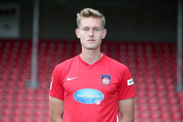 Oliver Steurer 1 FC Heidenheim 2 Bundesliga Portraettermin 2018 2019 1 FC Heidenheim 2 Bundesliga Portraettermin 2018 2019 Heidenheim Copyright: xEIBNER HarryxLangerx EP_HLR
