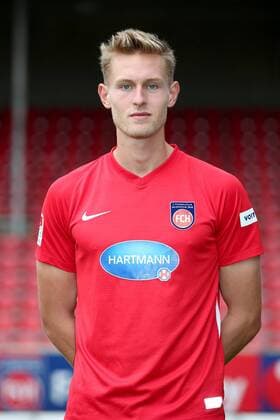 Oliver Steurer 1 FC Heidenheim 2 Bundesliga Portraettermin 2018 2019 1 FC Heidenheim 2 Bundesliga Portraettermin 2018 2019 Heidenheim Copyright: xEIBNER HarryxLangerx EP_HLR