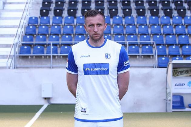 Goalkeeper Jasmin Fejzic 1 FC Magdeburg 2 BL PortraÌttermin 2018 2019 Official Photo Session 1 FC Magdeburg at the MDCC Arena in Magdeburg Portrait Portrait Germany Football Mann Maenner GER 23 07 2018
