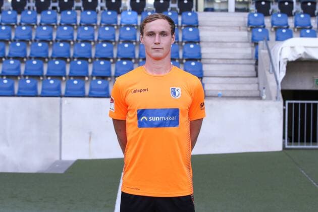 Goalkeeper Mario Seidel 1 FC Magdeburg 2 BL PortraÌttermin 2018 2019 official photo opportunity 1 FC Magdeburg in the MDCC Arena in Magdeburg Portrait Portrait Germany Football Mann Maenner GER 23 07 2018