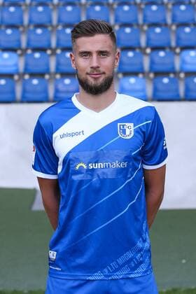Michel Niemeyer 1 FC Magdeburg 2 BL PortraÌttermin 2018 2019 official photo opportunity 1 FC Magdeburg in the MDCC Arena in Magdeburg Portrait Portrait Germany Football Mann Maenner GER 23 07 2018