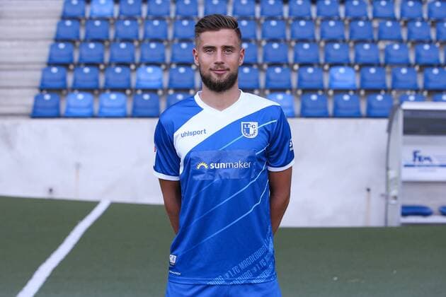 Michel Niemeyer 1 FC Magdeburg 2 BL PortraÌttermin 2018 2019 official photo opportunity 1 FC Magdeburg in the MDCC Arena in Magdeburg Portrait Portrait Germany Football Mann Maenner GER 23 07 2018