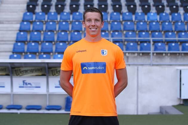 Goalkeeper Alexander Brunst 1 FC Magdeburg 2 BL PortraÌttermin 2018 2019 official photo opportunity 1 FC Magdeburg in the MDCC Arena in Magdeburg Portrait Portrait Germany Football Mann Maenner GER 23 07 2018