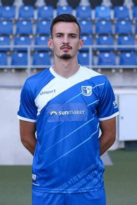 Mergim Berisha 1 FC Magdeburg 2 BL PortraÌttermin 2018 2019 official photo opportunity 1 FC Magdeburg at the MDCC Arena in Magdeburg Portrait Portrait Germany Football Mann Maenner GER 23 07 2018