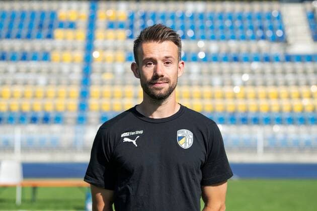 Athletics and rehabilitation coach Max Habereder FC Carl Zeiss Jena 3 League Portrait date 2018 2019 Ernst Abbe sports field Jena