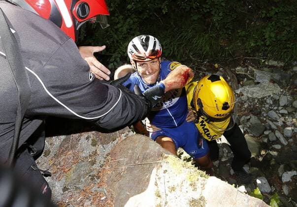 BAGNERES-DE-LUCHON, FRANCE - JULY 24 : crash GILBERT Philippe (BEL) of Quick - Step Floors during stage 16 of the 105th edition of the 2018 Tour de France cycling race, a stage of 218 kms between Carcassonne and Bagneres-De-Luchon on July 24, 2018 in Bagneres-De-Luchon, France, 24 07 2018 CYCLISME : Tour de France - Etape 16 - Carcassonne Bagneres De Luchon - 24 07 2018 PhotoNews Panoramic 