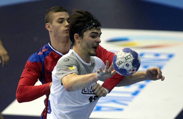 25.07.2018 Celje(Slovenia) Serbia-Germany EHF U20 Under 20 European men s handball championship main round Hendrik Schreiber(r)Germany, Marko Milosavljevic(L) Serbia : 