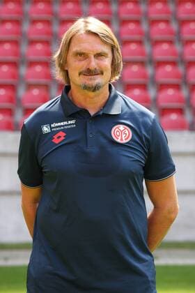 STEPHAN KUHNERT TORWARTTRAINER 1. FSV MAINZ 05 FUSSBALL, GER, 1.BL, PORTRAETTERMIN 2018 2019, 