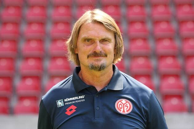 STEPHAN KUHNERT TORWARTTRAINER 1. FSV MAINZ 05 FUSSBALL, GER, 1.BL, PORTRAETTERMIN 2018 2019, 