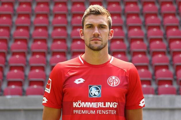STEFAN BELL 1. FSV MAINZ 05 FUSSBALL, GER, 1.BL, PORTRAETTERMIN 2018 2019, 