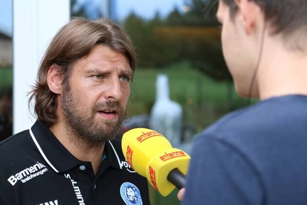 Jörg Föste CEO Bergischer HC in an interview with the Austrian radio station Antenne Pressekonferenz in the training camp of the Bergisch HC Handball 1 Bundesliga 26 07 18 Köflach Austria Sporthalle Köflach Copyright: xdnet_thex