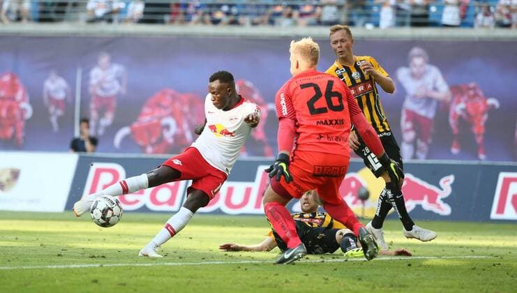 RB Leipzig BK Haecken Soccer Euro League Qualifiers Leipzig 26 07 2018 Red Bull Arena Soccer UEFA Euro League Qualification 2 Round First leg RB Leipzig vs BK Häcken Pictured Goal for RB Leipzig Bruma 17 RB Leipzig scored 26 goals against 1 goalkeeper Peter Abrahamsson