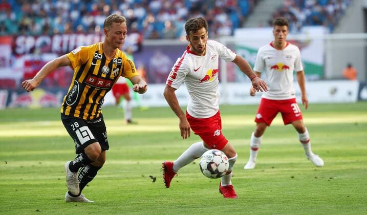 RB Leipzig BK Haecken Soccer Euro League Qualifiers Leipzig 26 07 2018 Red Bull Arena Soccer UEFA Cup Qualification UEFA Champions League RB Leipzig vs BK Häcken SWE Pictured left l Adam Andersson 28 Häcken and Marcello Saracchi 3 RB Leipzig