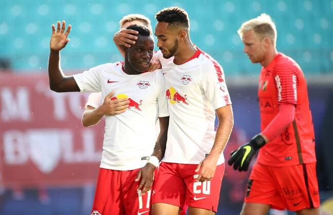 RB Leipzig BK Haecken Soccer Euro League Qualifiers Leipzig 26 07 2018 Red Bull Arena Soccer UEFA Cup Qualification UEFA Champions League Leipzig vs BK Hacken SWE Leipziger Torjubel after the 1 0 In the picture v l goalscorer Bruma 17 RB Leipzig and Matheus Cunha 20 RB Leipzig