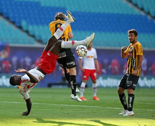 26 07 2018 Football UEFA Europa League 2018 2019 2 qualifying round RB Leipzig BK Häcken in the Red Bull Arena Leipzig v Ibrahima Konate RB Leipzig in a duel with Erik Friberg BK Häcken