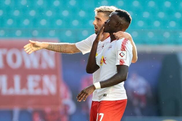 26 07 2018 xtgx Soccer Europa League Qualification 2 Round RB Leipzig BK Haecken emspor v Kevin Kampl Leipzig 44 Bruma Leipzig 17 Cheers Torjubel celebrates over the gate celebrate the goal celebration after 1 0 Leipzig
