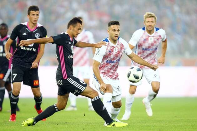 Fußball, EL Qualifikation, Gornik Zabrze - FK AS Trencin Zabrze , Stadion im. Ernesta Pohla 26.07.2018 pilka nozna II runda eliminacji UEFA Liga Europy sezon 2018 2019 Gornik Zabrze - AS Trencin NZ Martin Sulek ( TRENCIN ) Jesus Jimenez Nunez ( GORNIK ) FOT Michal Nowak Newspix.pl Zabrze , Arena Zabrze 26.07.2018 sport football 2nd qualifying round UEFA Europa League season 2018 2019 Gornik Zabrze - AS Trencin photo by Michal Nowak Newspix.pl NEWSPIX.PL --- Newspix.pl  180726MIN012
