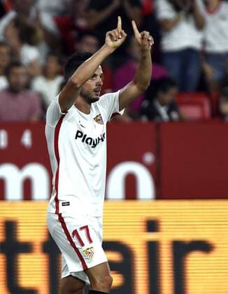 Partido de ida de la previa de la Europa League entre el Sevilla y el Ujpest en el Pizjuan. En la imagen, Sarabia celebra su gol. First leg of the qualification round for the Europe League between Sevilla and Ujpest. In this picture, Sarabia celebrates his goal. 