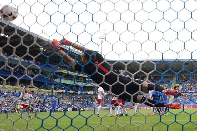 GENK, BELGIUM - JULY 26 : Ruslan Malinovskyi midfielder of KRC Genk scores the opening goal from a free kick during the UEFA Europa League, Second qualifying round , 1st leg between KRC Genk and CS Fola Esch at the Luminus Arena on July 26, 2018 in Genk, Belgium, 26 07 2018 FOOTBALL : KRC Genk vs Fola Esch - Ligue Europa - 26 07 2018 PhotoNews Panoramic 