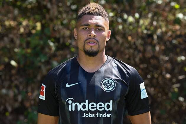 26 07 2018 xjhx Football 1 Bundesliga Eintracht Frankfurt Photo contest season 2018 2019 1 BL PortraÌttermin Simon Falette Eintracht Frankfurt Frankfurt am Main