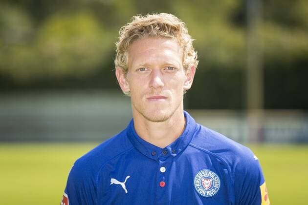 Johannes van den Bergh KSV Holstein Kiel 2 BL PortraÌttermin 2018 2019 Kiel Schleswig Holstein Germany CITTI FOOTBALL PARK Copyright: xAgentur54GradFelixxKoenigx