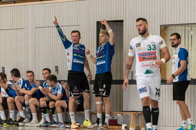 Jubel VfL Pfullingen FRISCH AUF Goeppingen vs VfL Pfullingen 24 Sparkassen Cup Handballl DKB Men 1 Bundesliga 3 League Season 18 19 GER 27 07 2018 FRISCH AUF Goeppingen vs VfL Pfullingen 24 Sparkassen Cup Handballl DKB Men 1 Bundesliga 3 League Season 18 19 GER 27 07 2018 Altensteig Copyright: xEIBNER WolfgangxFrankx EP_WFK
