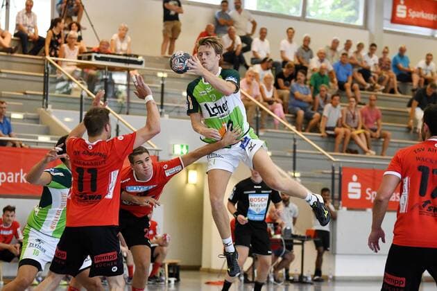 Kristian Bjoernsen HSG Wetzlar at an attack Sparkassen Cup Altensteig TSV Altensteig vs HSG Wetzlar Handball 27 07 2018 Sparkassen Cup Altensteig TSV Altensteig vs HSG Wetzlar Handball 27 07 2018 Altensteig Copyright: xEIBNER Florian_Schustx EP_SCHUST