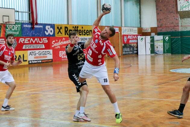 Tomas Babak 19 Bergischer HC at throw HSG REMUS Bärnbach Köflach vs Bergischer HC Handball Test match 1 Bundesliga 27 07 18 Köflach Lipizanerheimat Austria Sports hall Bärnbach Copyright: xdnet_thex