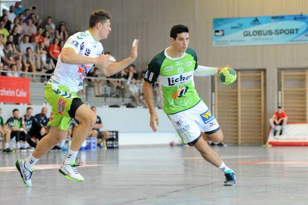 Stefan Cavor HSG Wetzlar 77 against Sebastian Heymann FrischAuf Goeppingen 10 Handball men preparation tournament 54 Sparkassen Cup Altensteig play for final 29 07 2018 Photo TBaur Eibner FrischAuf Goeppingen vs HSG Wetzlar Esslingen Copyright: xEIBNER TobiasxBaurx EP_TBR