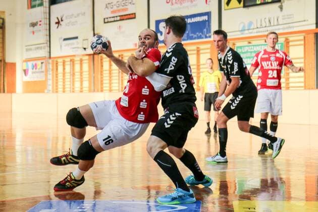 Rafael Baena Gonzalez 16 Bergischer HC in a duel Fivers WAT Margareten HC vs Bergischer HC Handball Test match 29 07 18 Köflach Lipizanerheimat Austria Sporthalle Köflach Copyright: xdnet_thex