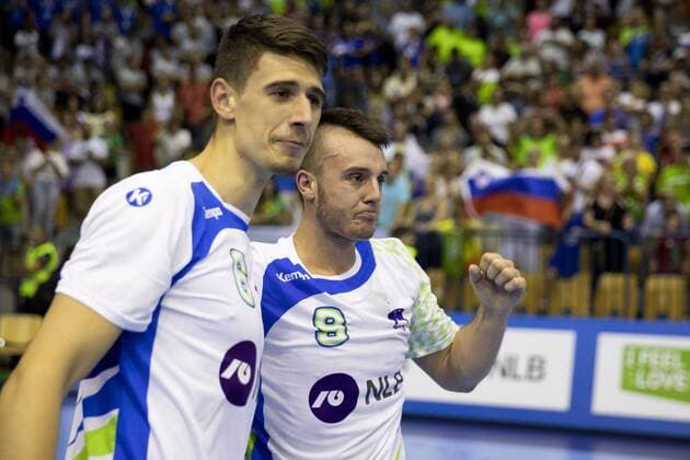 29 07 2018 Arena Zlatorog Celje SLO EHF EURO U20 France vs Slovenia Final in the picture Players of Slovenia celebrate win against France during the final match of the EHF men s handball European U20 Championship between France vs Slovenia at the Arena Zlatorog in Celje Slovenia on 2018 07 29 Celje  EX_SPIDA