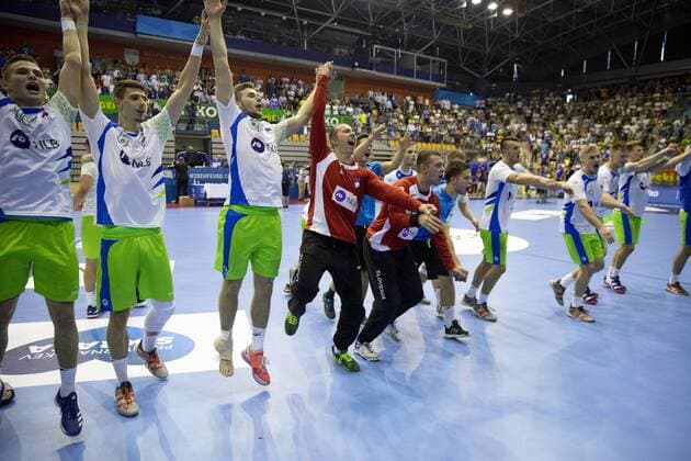 29 07 2018 Arena Zlatorog Celje SLO EHF EURO U20 France vs Slovenia Final in the picture Players of Slovenia celebrate win against France during the final match of the EHF men s handball European U20 Championship between France vs Slovenia at the Arena Zlatorog in Celje Slovenia on 2018 07 29 Celje  EX_SPIDA